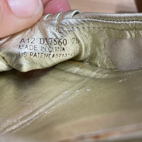 Cole Haan Gold Leather Peep Toe Wedge Slip On Flats Women’s Size 7B - Picture 7 of 7